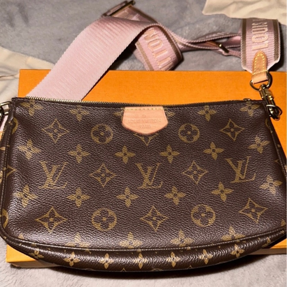 Louis Vuitton Multi Pochette Large Crossbody Pink Strap Monogram Purse